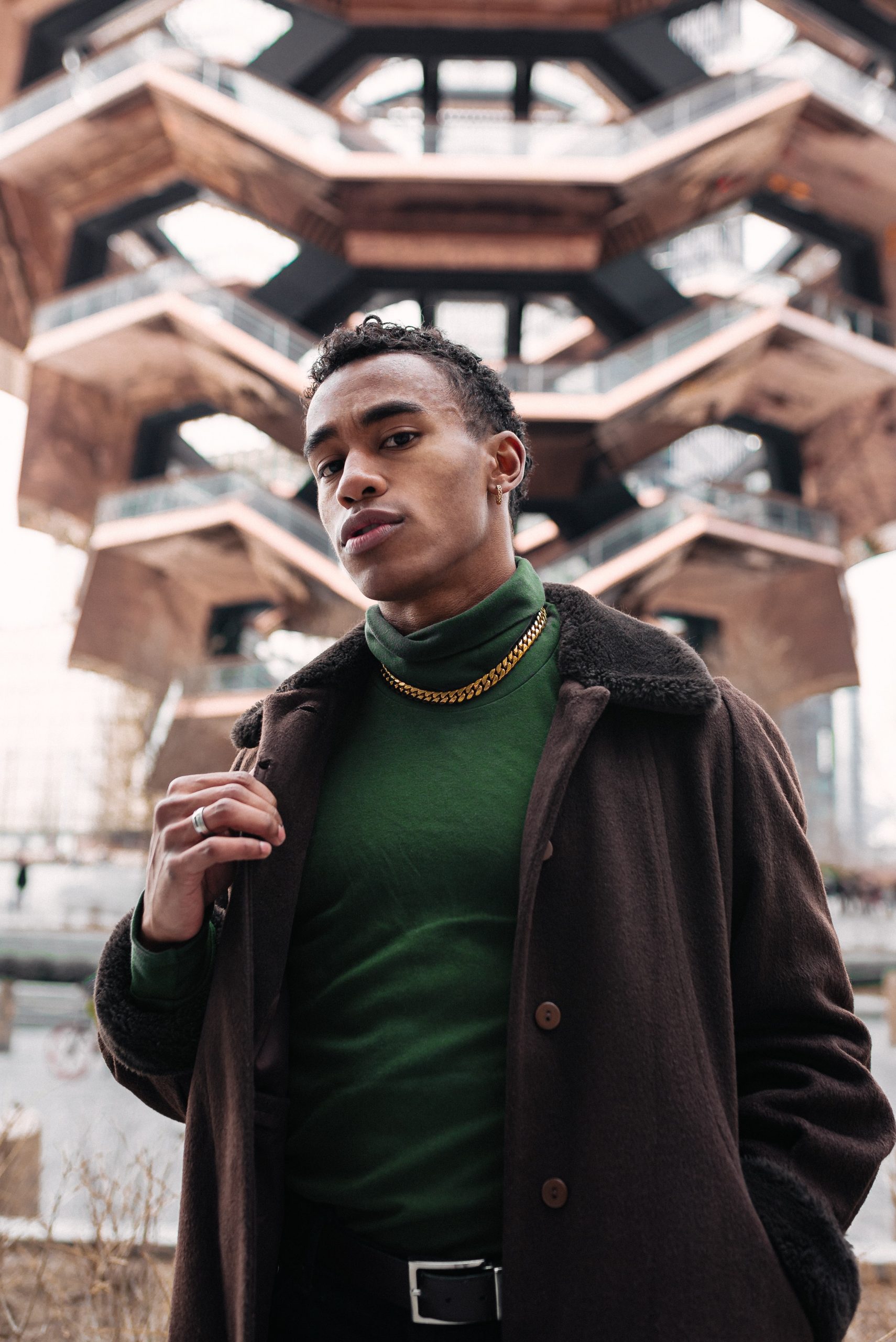 What Men’s Jewelry Trends to Expect in 2024?