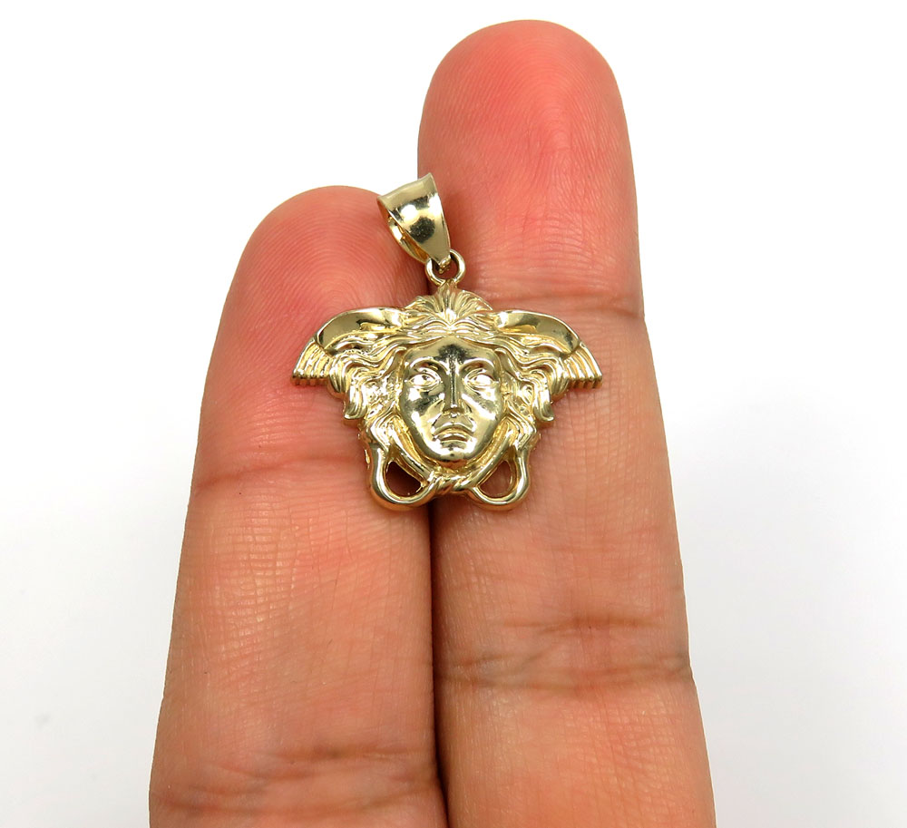 Medusa head pendant gold Clearance