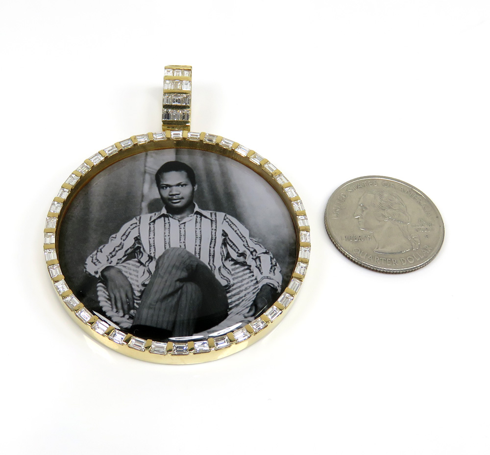 14k yellow gold xl baguette 10 pointer diamond picture pendant 6.50ct - Image 2