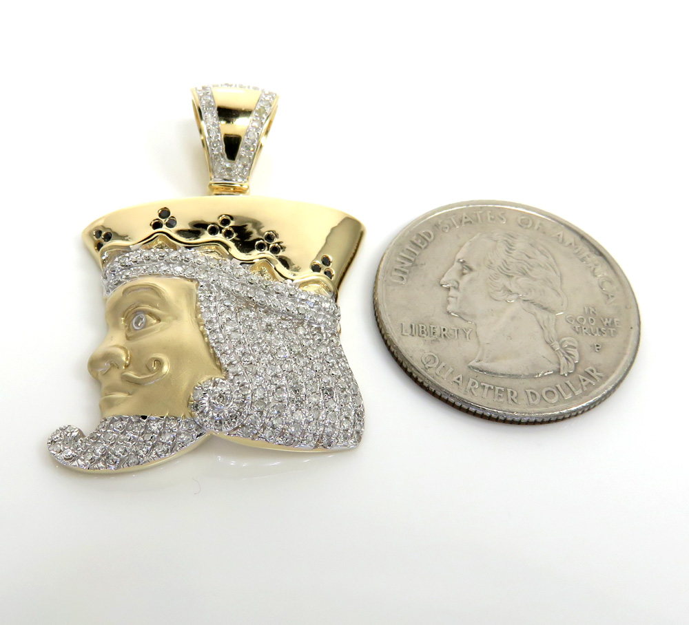 14k gold round black & white diamond king of clubs head pendant 0.90ct