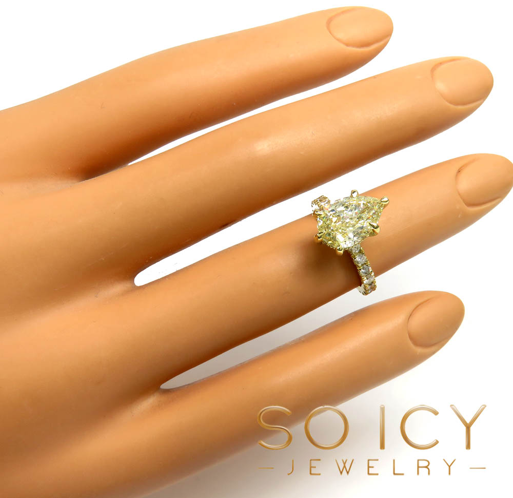 18k yellow gold natural yellow pear & round cut diamond engagement ring 3.42ct - Image 5