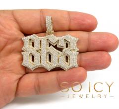 10k gold diamond layered gothic font pendant 6.10ct 