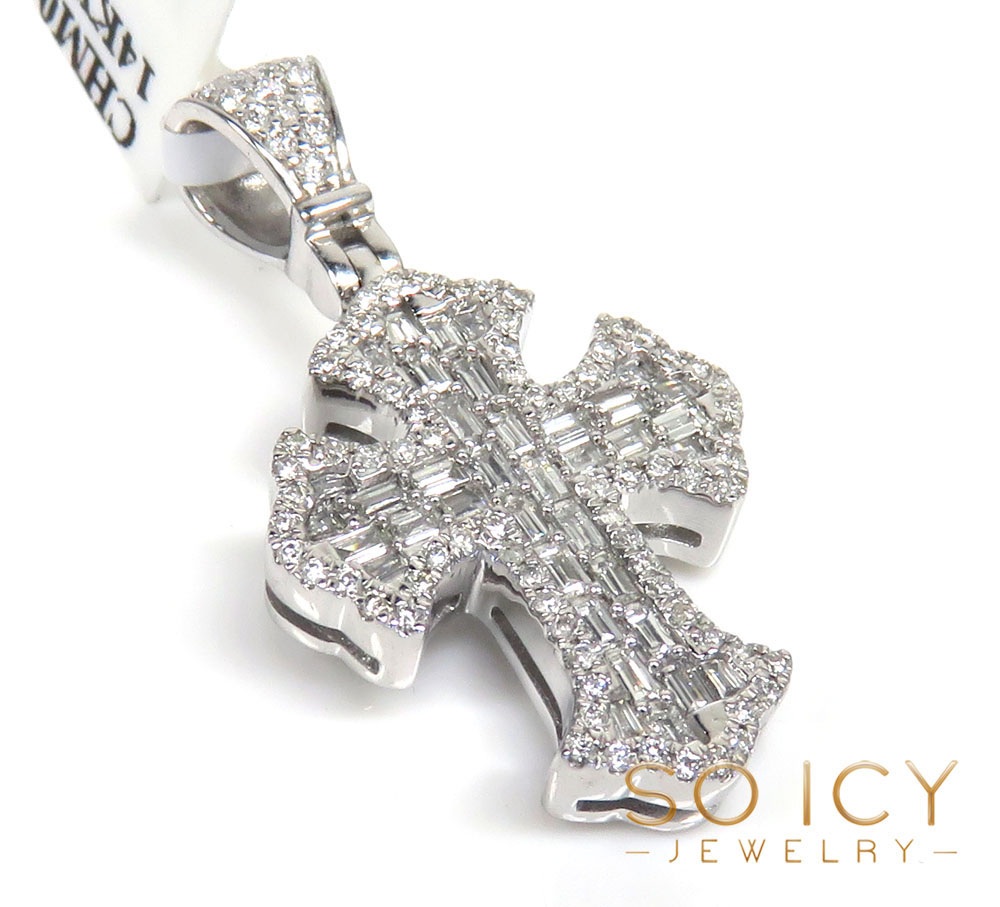 14k white gold round & baguette diamond mini cross 0.52ct - Image 2