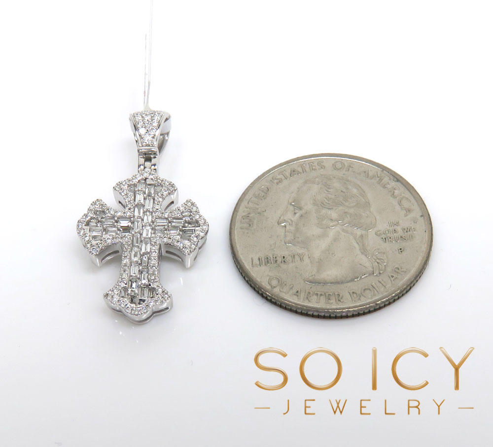 14k white gold round & baguette diamond mini cross 0.52ct - Image 3