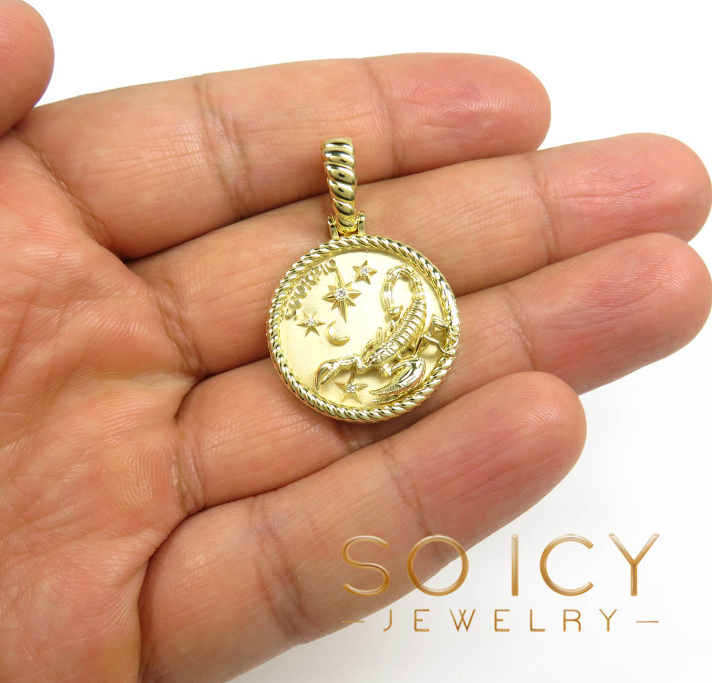 14k gold sculpted diamond scorpion zodiac pendant 0.04ct - Image 6