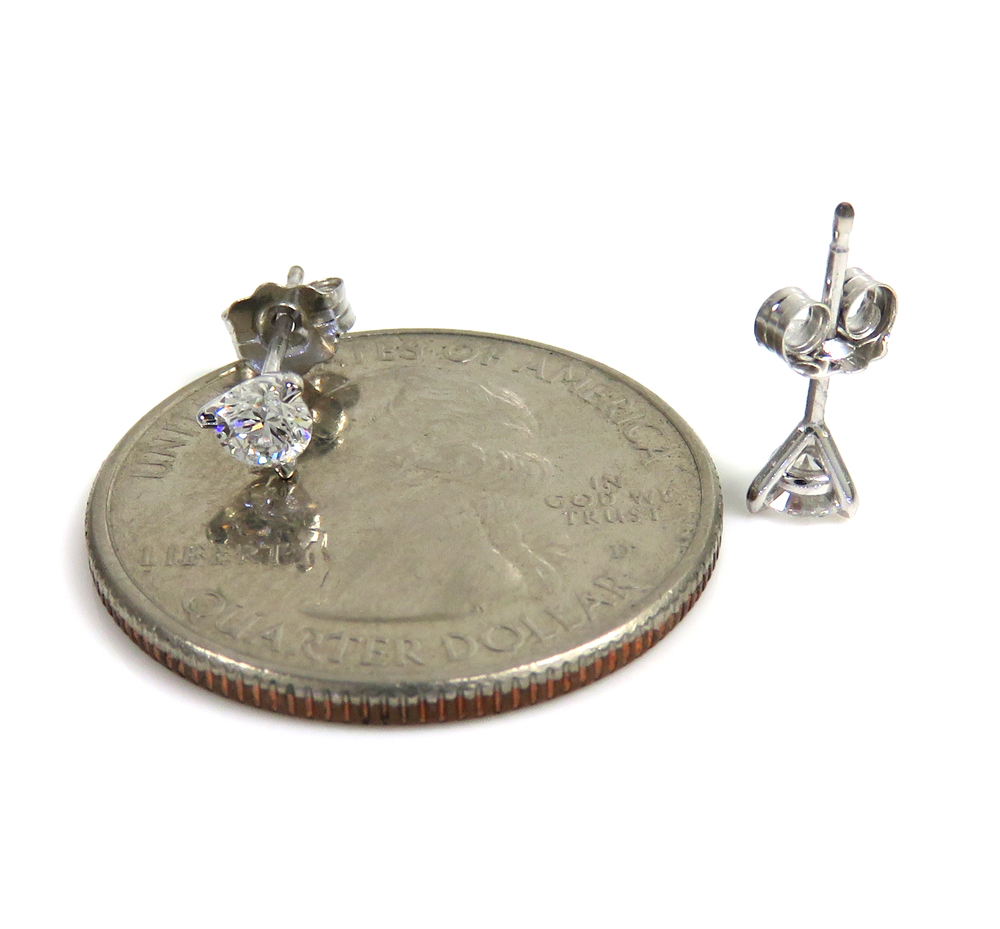 0.40ct 4mm lab-grown cvd vvs2 diamond martini setting studs - Image 3