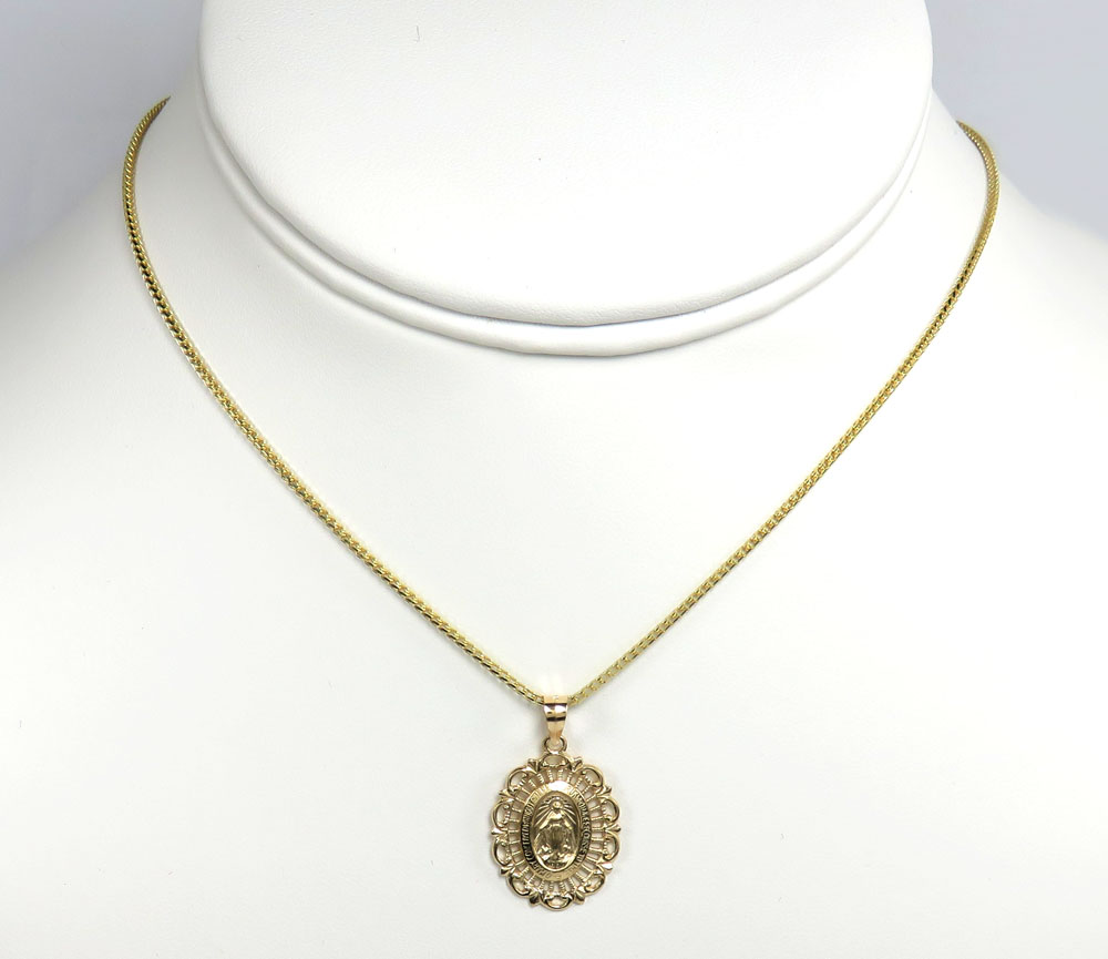 14k yellow gold virgin mary small pendant  - Image 4