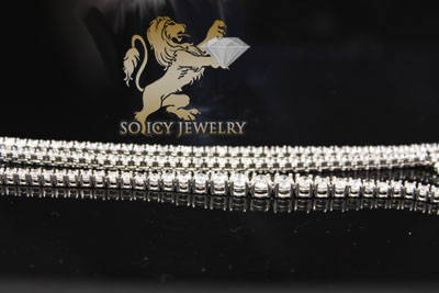 12.95ct ladies 14k white gold round diamond graduating stone tennis chain