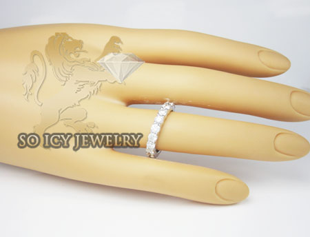 Ladies 14k white gold round diamond eternity band 4.00ct
