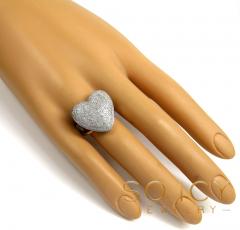 Ladies 14k white gold diamond heart ring 1.10ct