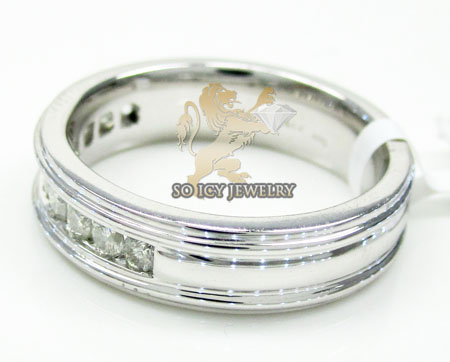 Ladies 14k white gold round diamond wedding band 0.85ct
