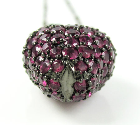 Ladies 18k solid black & white gold ruby & sapphire apple pendant with chain 1.25ct