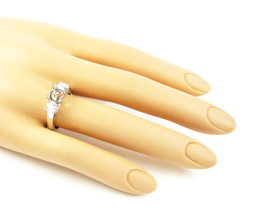 18k white gold round diamond semi mount ring 0.75ct