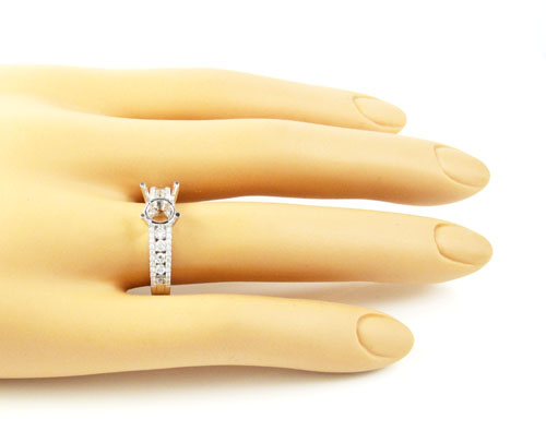 18k white gold round diamond semi mount ring 0.51ct