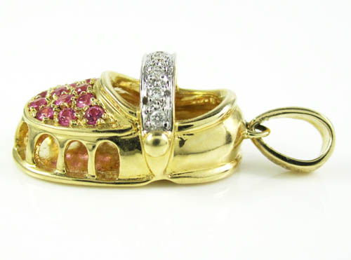 14k yellow gold diamond & pink sapphire baby shoe pendant 0.40ct - Image 3