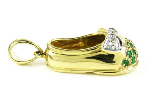 14k yellow gold diamond & green emerald baby shoe pendant 0.17ct