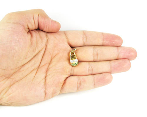 14k yellow gold diamond & green emerald baby shoe pendant 0.17ct - Image 5