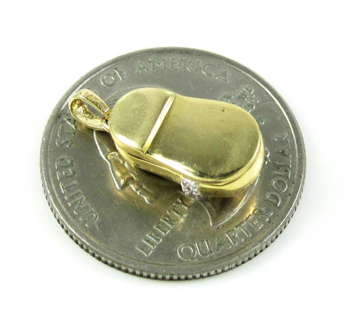 14k yellow gold diamond heart baby shoe pendant 0.09ct