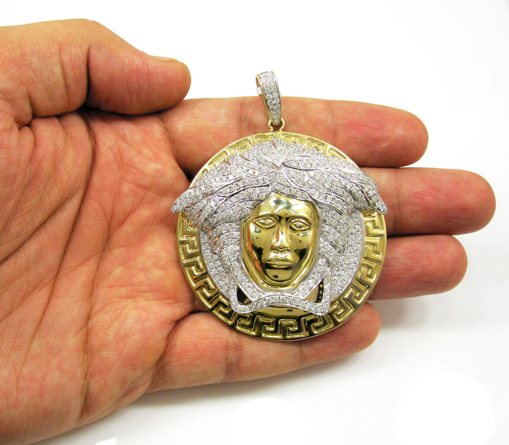 Diamond medusa pendant Clearance