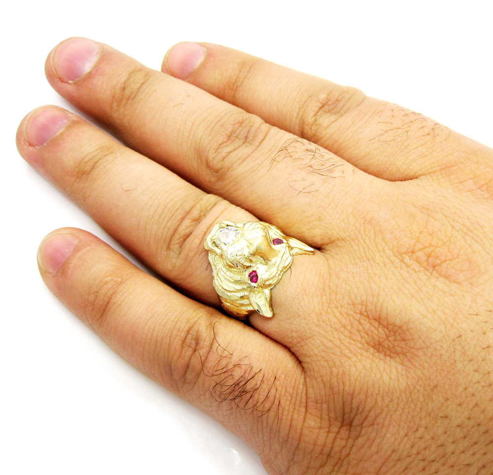 10k yellow gold tiger head ring  - Image 5