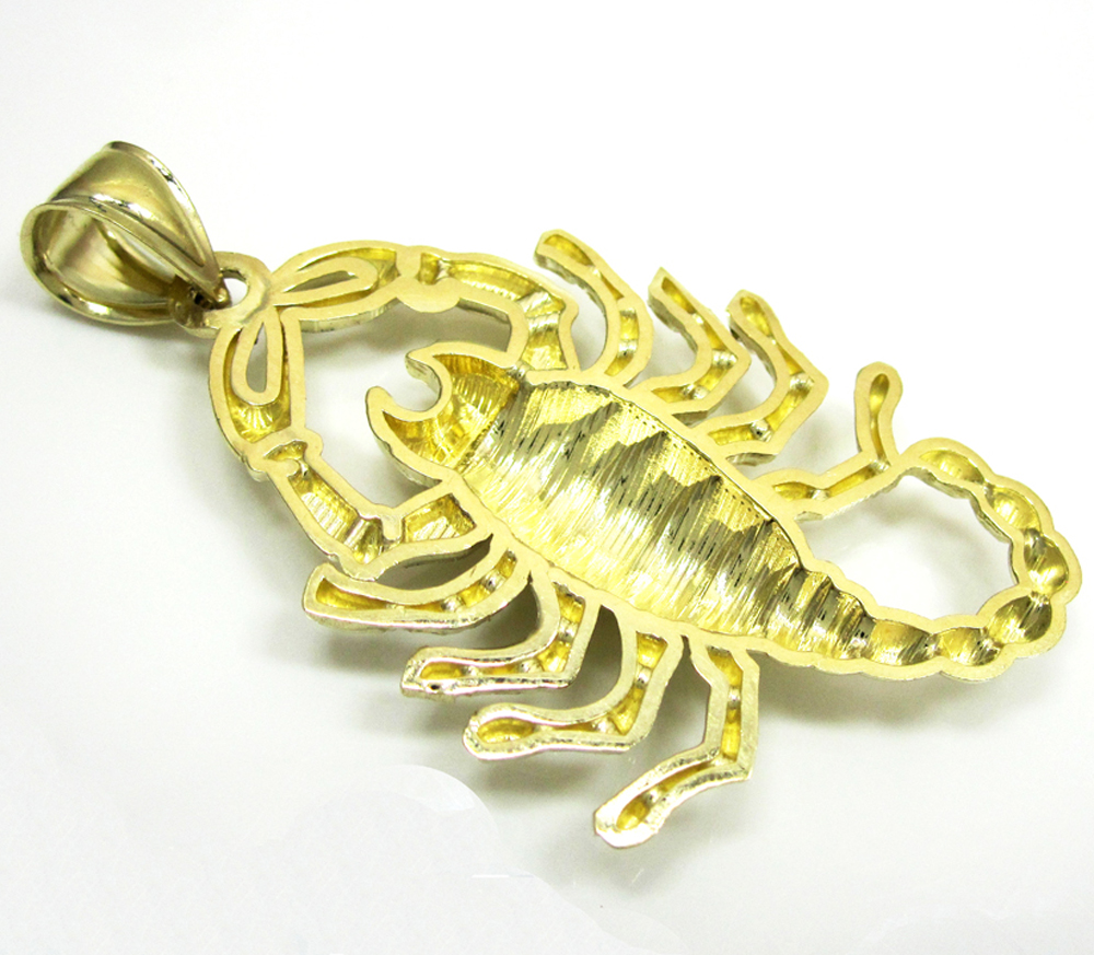 10k solid yellow gold scorpion pendant 
