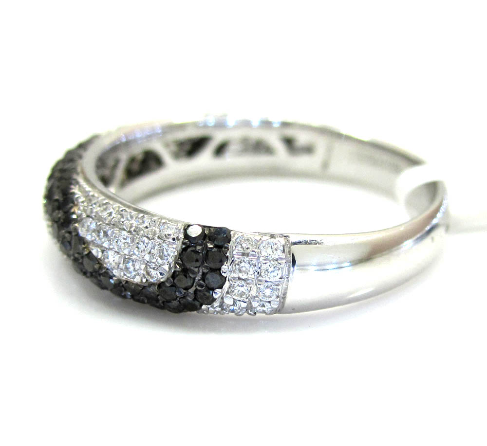 Ladies 14k white gold black & white diamond wave cocktail ring 0.71ct