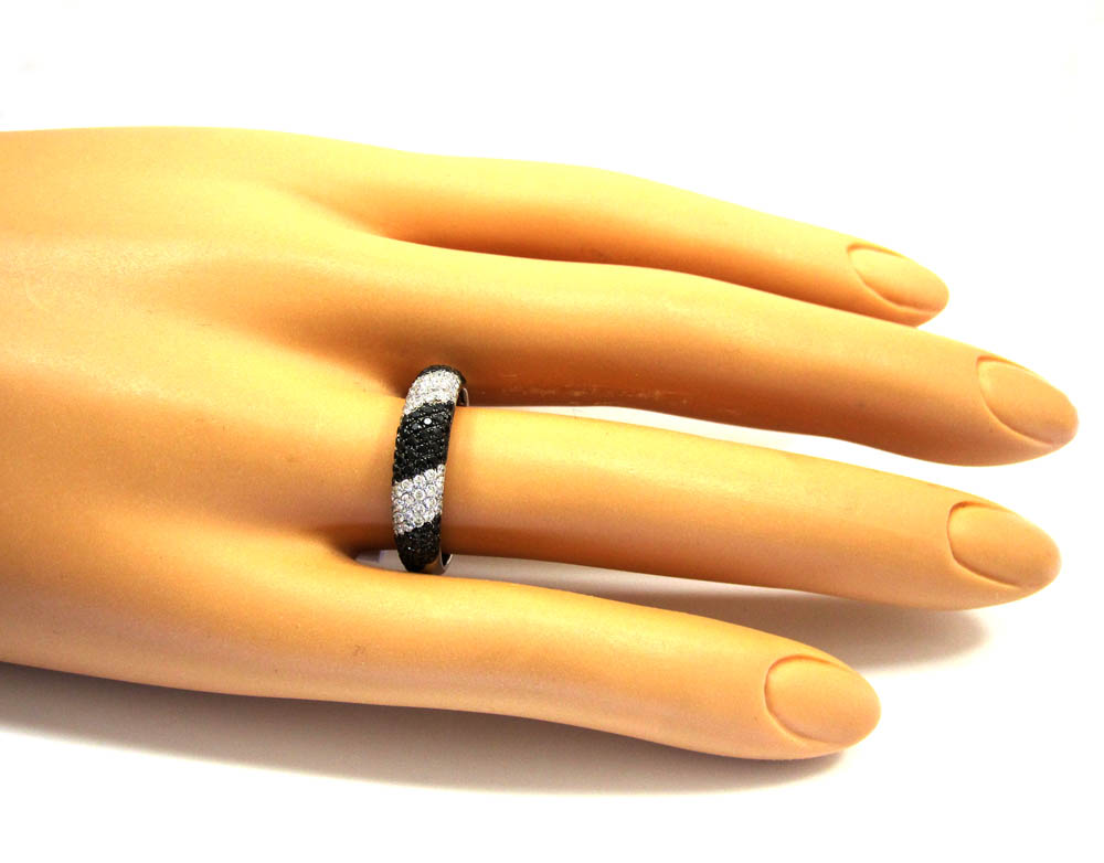 Ladies 14k white gold black & white diamond zebra cocktail ring 0.70ct