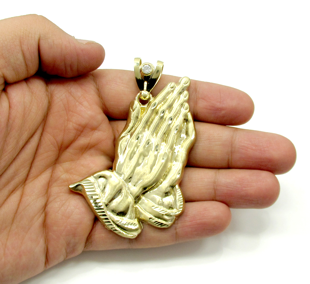 10k yellow gold large praying hands pendant 0.10ct