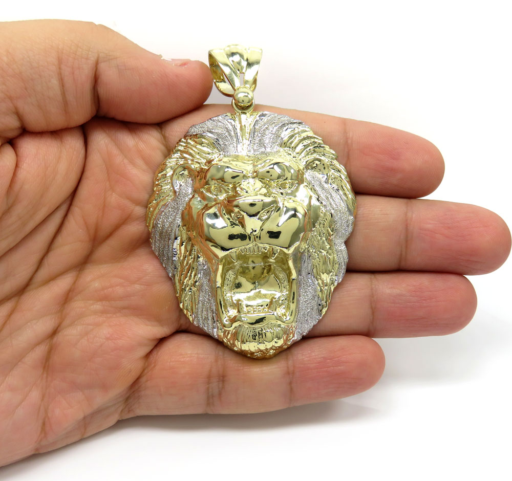 10k yellow gold large two tone 3d lion head pendant  - Image 5