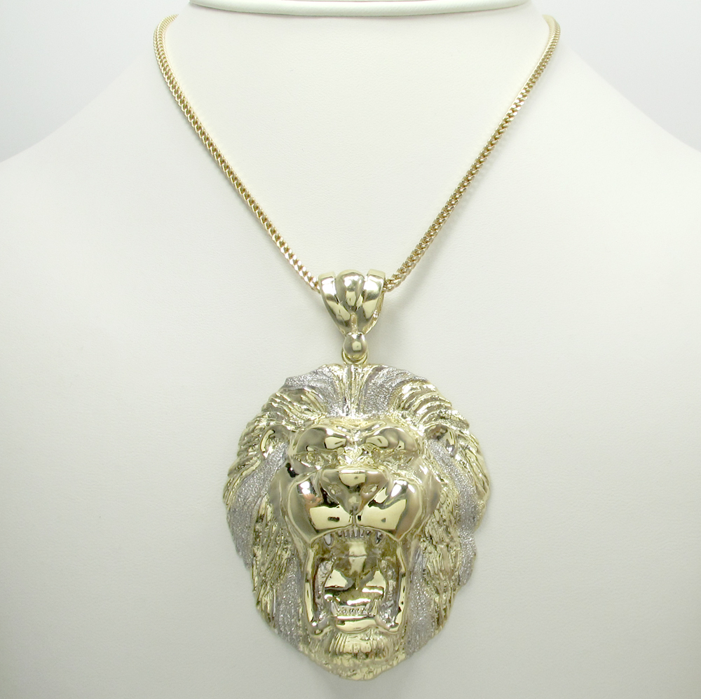 10k yellow gold large two tone 3d lion head pendant  - Image 6