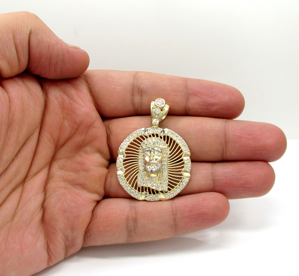 10k yellow gold mini jesus halo pendant 1.10ct