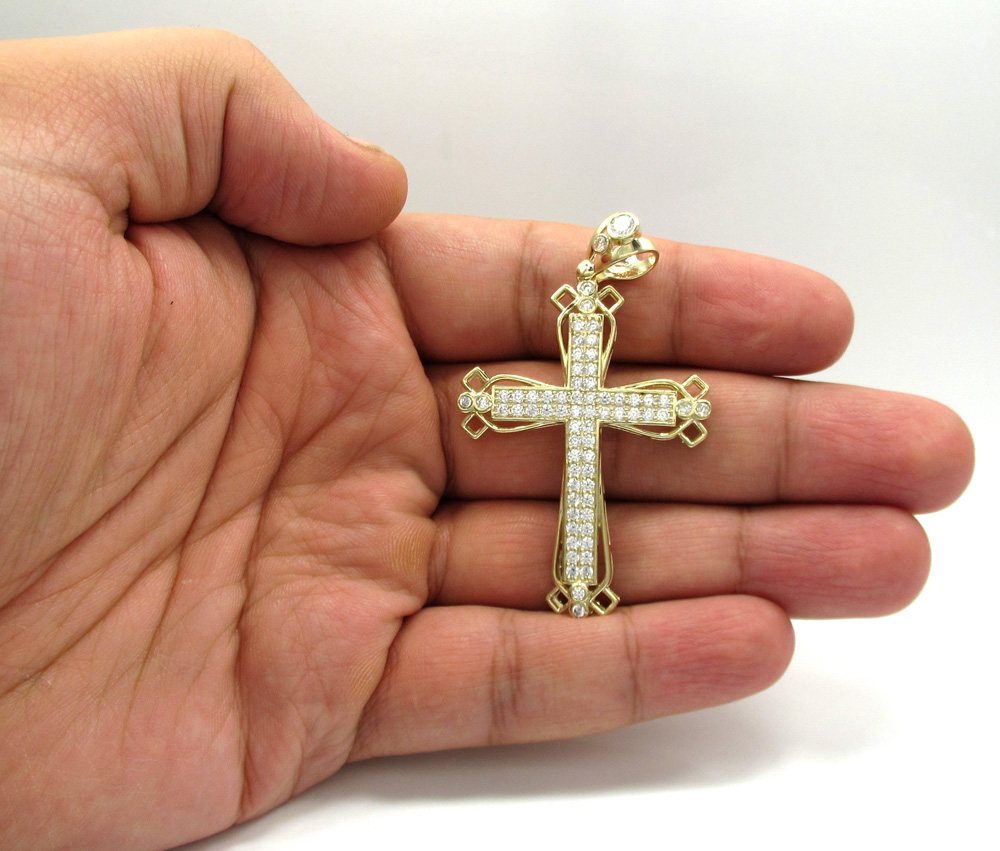 10k yellow gold medium fancy cross 3.00ct - Image 5
