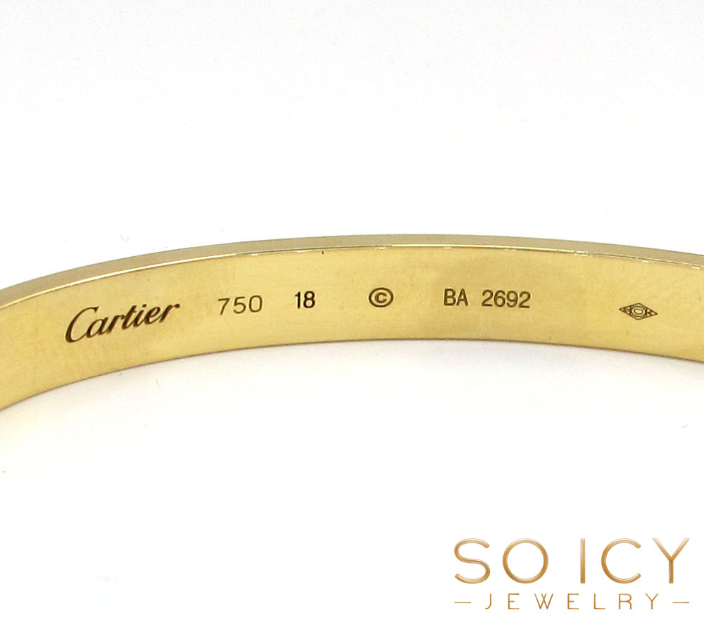 18k yellow gold bangle bracelet 18cm