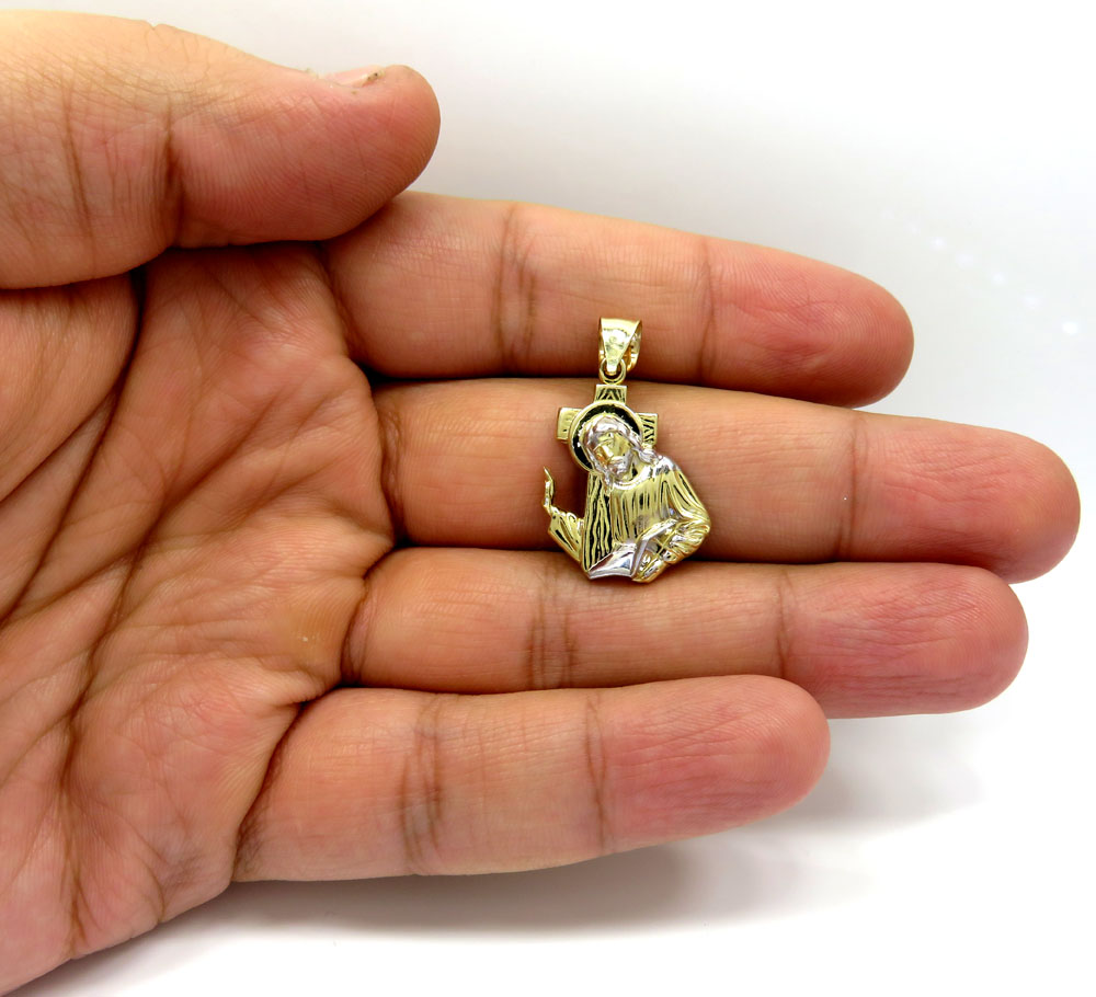 10k gold two tone jesus carrying cross small pendant