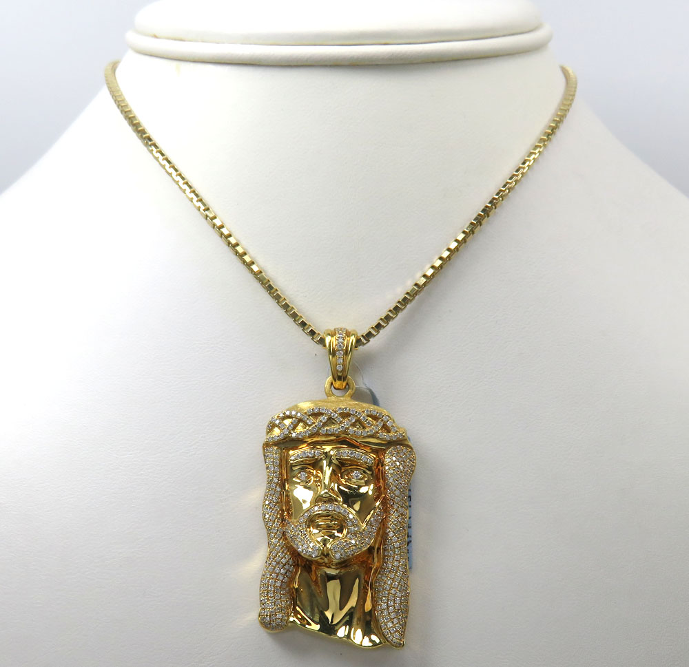 Circle jesus pendant Clearance