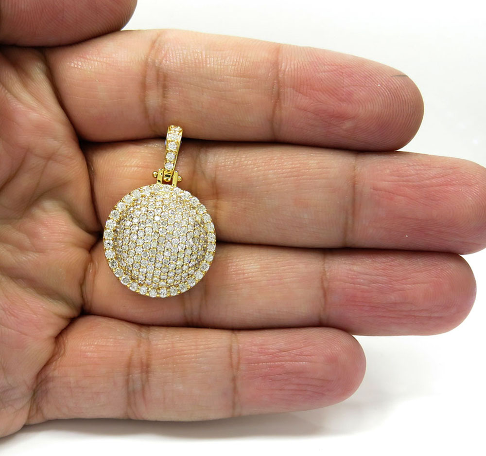 14k yellow gold fully iced out circle pendant 2.68ct