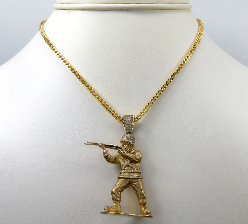 10k solid yellow gold diamond toy soldier pendant 0.61ct