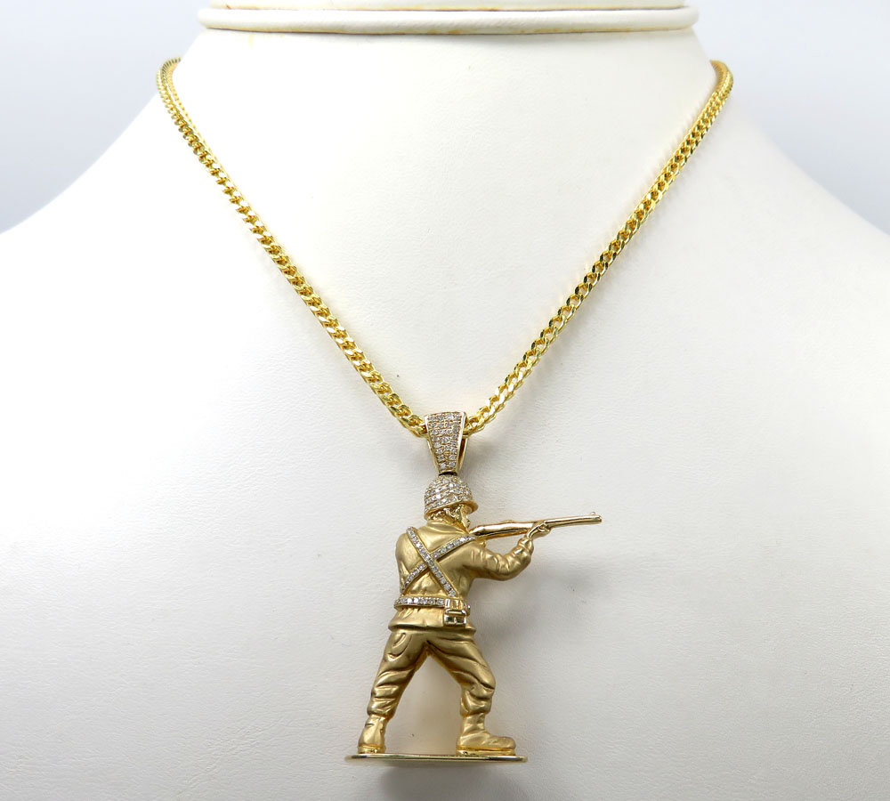 10k solid yellow gold diamond toy soldier pendant 0.61ct - Image 6