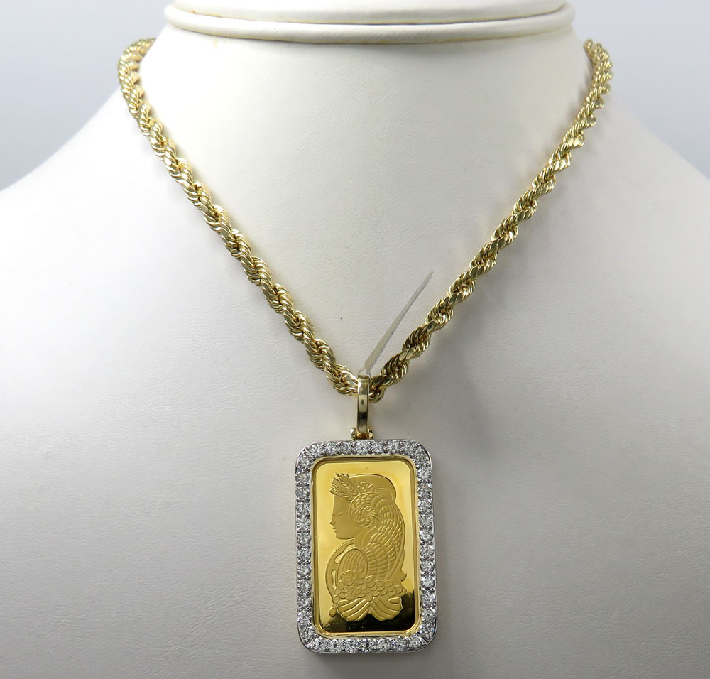 Lady shop fortuna pendant