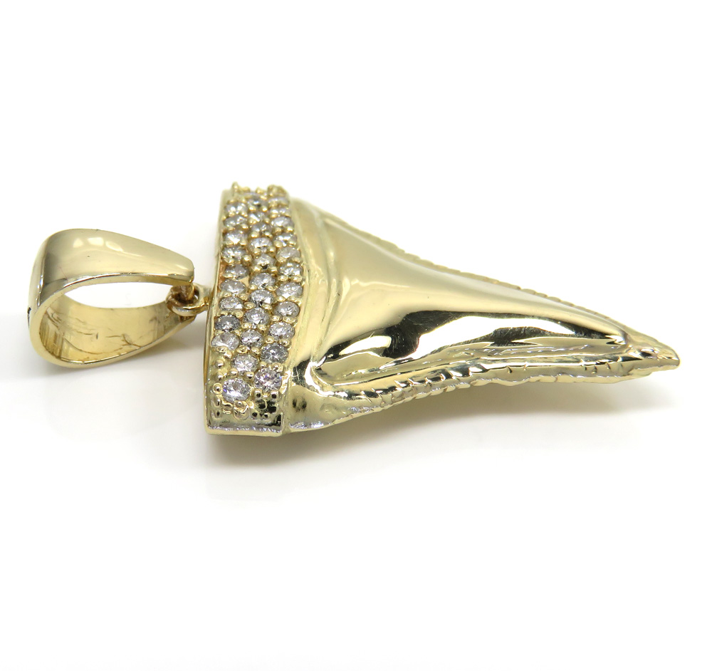 14k yellow gold diamond shark tooth pendant 1.10ct