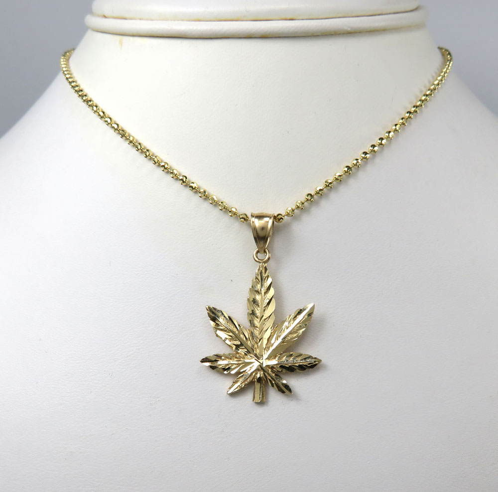 14k yellow gold small marijuana leaf pendant - Image 5