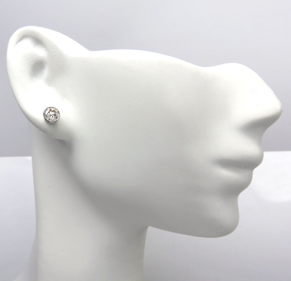 14k white gold round si1 diamond bezel studs 0.80ct