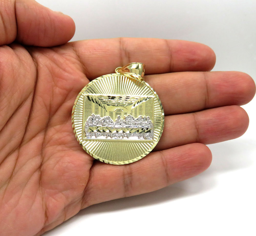 10k yellow gold two tone medium jesus apostles last supper pendant 