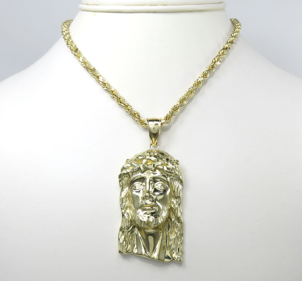 10k solid yellow gold xl classic jesus face pendant  - Image 6