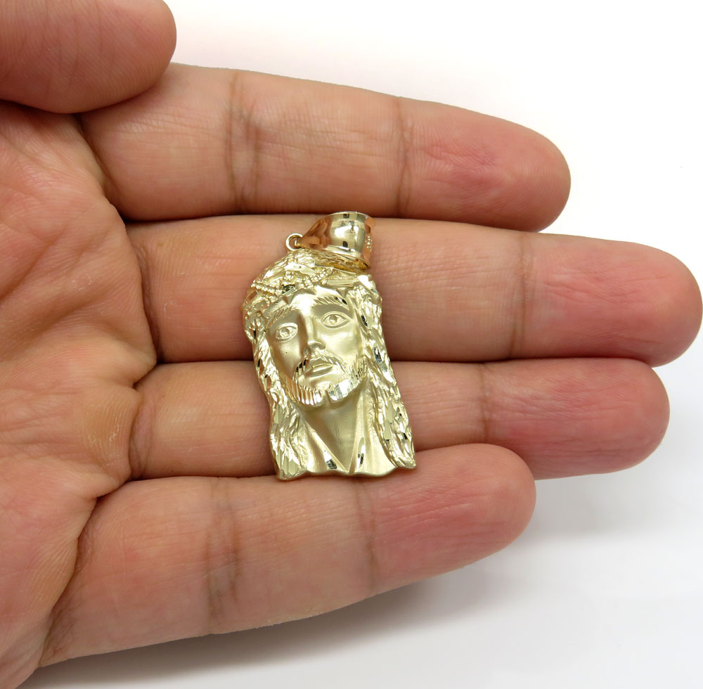 10k yellow gold medium classic jesus face pendant 
