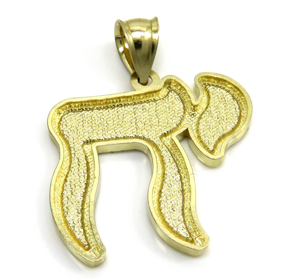 10k yellow gold diamond cut tree bark jewish chai pendant 