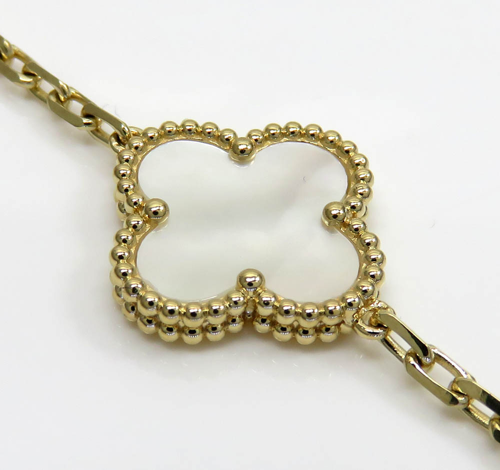 Ladies 18k yellow gold pearl clover bracelet 7.50 inches 15mm - Image 5