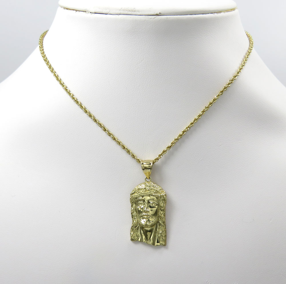 10k yellow gold small classic jesus face pendant - Image 6