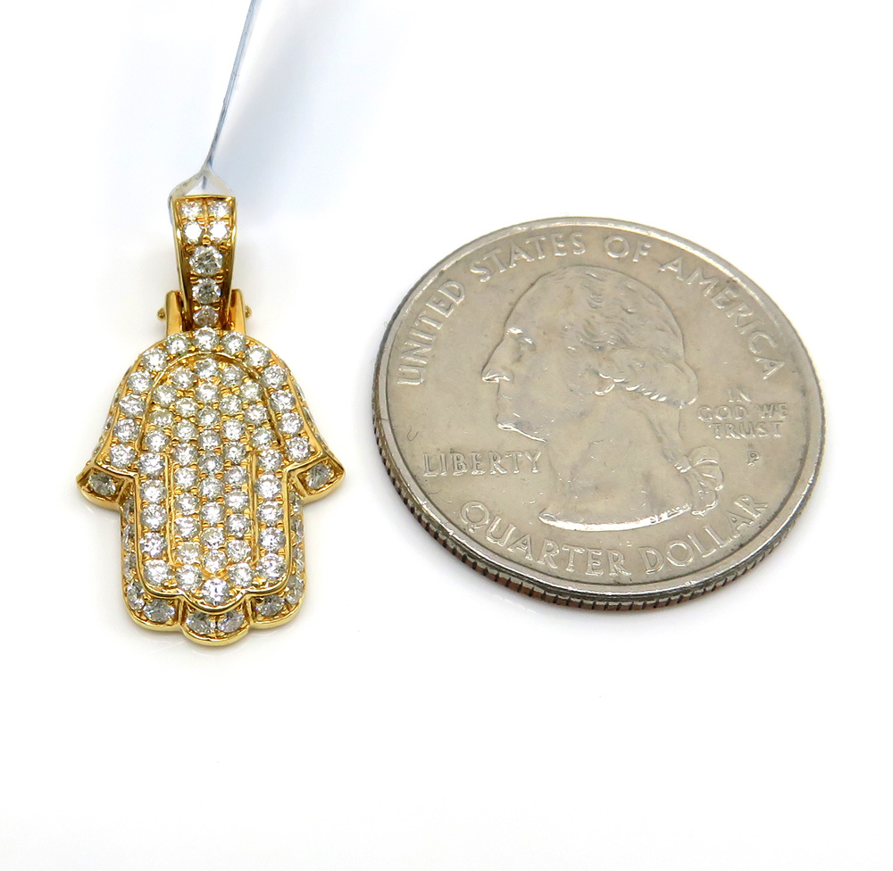 14k yellow gold small vs diamond hamsa pendant 1.05ct