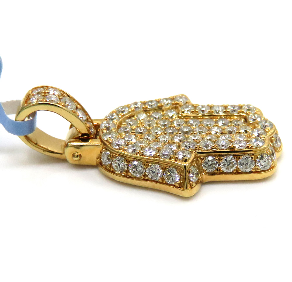 14k yellow gold small vs diamond hamsa pendant 1.05ct